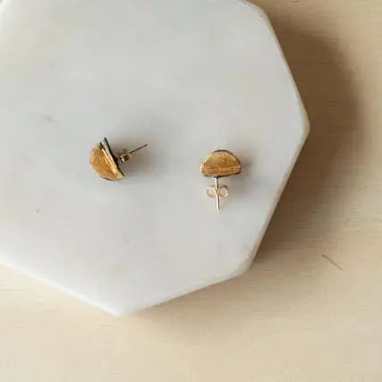 Fold Studs