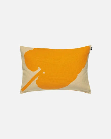 Valkea Yö Pillow