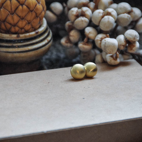 Bottone Stud Earrings
