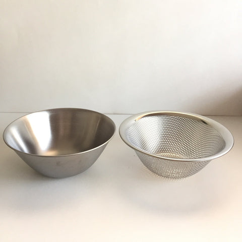 Yanagi Bowl & Strainer Set